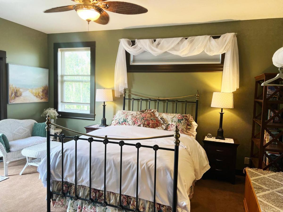 Wolf Creek Bed And Breakfast Ponoka Kültér fotó